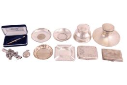 A mixed collection of desk items; including three trinket dishes, one of them by Wai Kee of Hong Kon