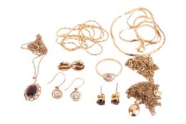 A small collection of jewellery items; to include a coffee bean pendant on chain and a pair of match