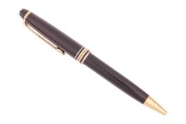 Montblanc - a Meisterstück Classique Ballpoint pen, with twist mechanism, cap and barrel in black re