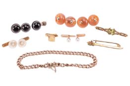 A small collection of jewellery items; includes a single Flemming Eskildsen for Georg Jensen dress s