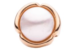 A Mabé pearl dress ring, comprising a round blister pearl of 15.2 mm, in a trefoil surround, leading