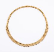 A 9 CARAT GOLD FRINGE NECKLACE, LONDON 1974