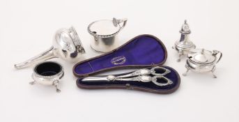 A COLLECTION OF SILVER ITEMS