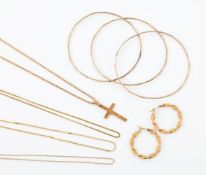 A COLLECTION OF GOLD COLOURED JEWELLERY