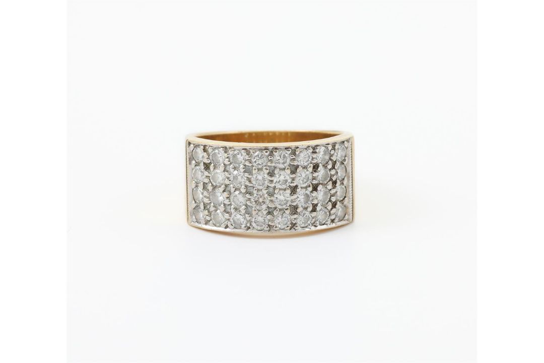 A DIAMOND DRESS RING, LONDON 1988 - Image 1 of 2