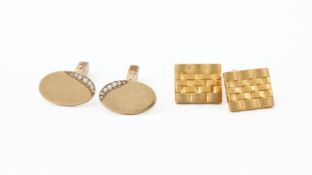 TWO PAIRS OF 9 CARAT GOLD CUFFLINKS