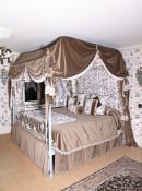 A PAINTED WROUGHT METAL FOUR POSTER BED IN VICTORIAN STYLE, 20TH CENTURY
