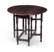 AN OAK GATELEG TABLE, EARLY 18TH CENTURY