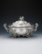 A GEORGE IV SILVER SHAPED OVAL SOUP TUREEN AND COVER