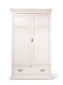 A GEORGIAN STYLE TWO DOOR HANGING WARDROBE, 20TH CENTURY