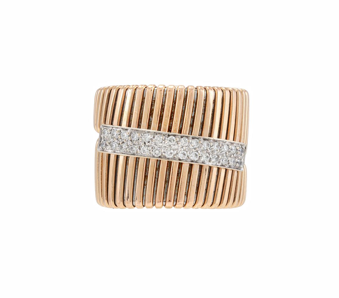 A DIAMOND DRESS RING