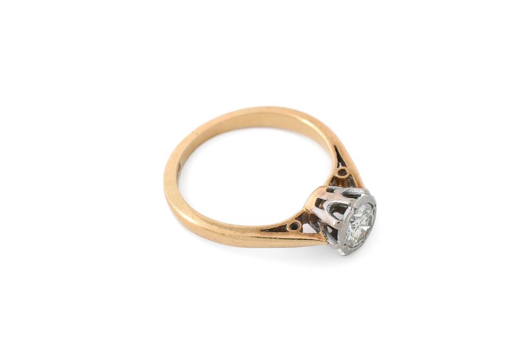 A DIAMOND SINGLE STONE RING, BIRMINGHAM 1973 - Image 2 of 2