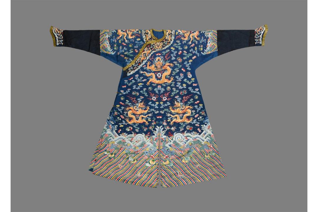 A fine Chinese five-colour cloud blue-ground summer gauze 'Dragon' robe - Image 2 of 13