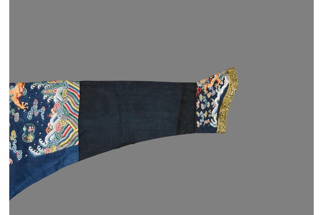 A fine Chinese five-colour cloud blue-ground summer gauze 'Dragon' robe - Image 6 of 13