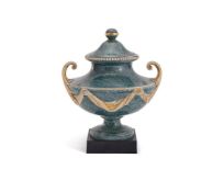 ‡ A WEDGWOOD & BENTLEY VARIEGATED VASE AND COVER, CIRCA 1770
