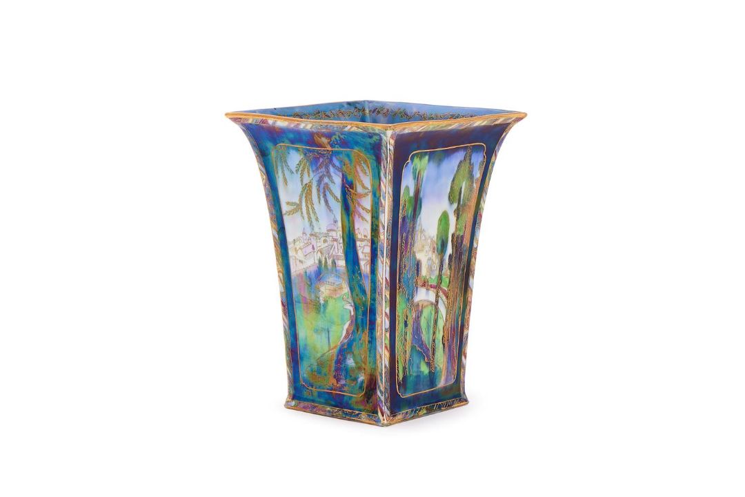 ‡ DAISY MAKEIG-JONES FOR WEDGWOOD, DANA - CASTLE ON A ROAD, A FAIRYLAND LUSTRE SQUARE SECTION VASE - Image 3 of 4