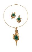 A SYNTHETIC EMERALD NECKLACE/BROOCH AND MATCHING EARRINGS