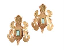 A PAIR OF EMERALD SET FROG EARRINGS