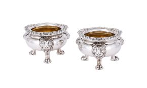 A PAIR OF GEORGE IV SILVER CAULDRON SALTS