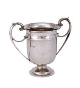 AN EDWARDIAN SILVER TWIN HANDLED TROPHY CUP