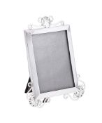 AN EDWARDIAN SILVER PHOTO FRAME