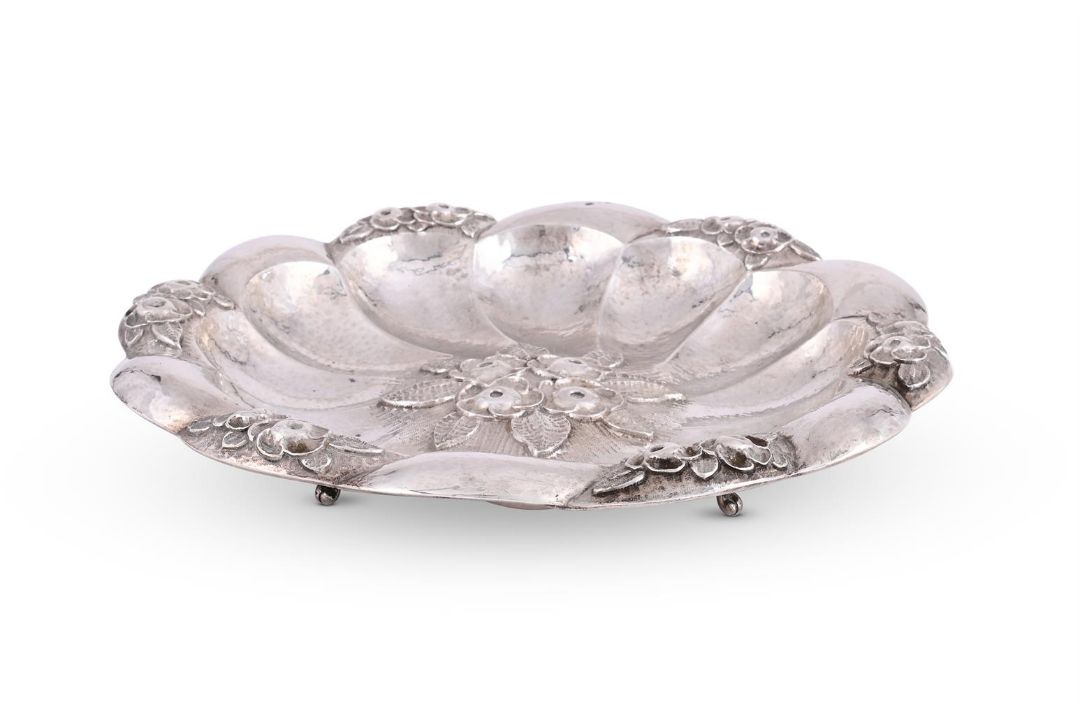 A HUNGARIAN SILVER COLOURED SHAPED CIRCULAR BOWL