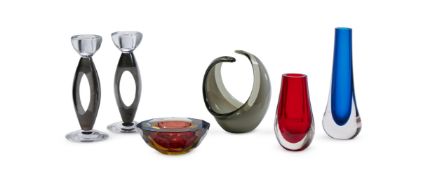 SIX ITEMS OF MOSTLY VENETIAN GLASS, MODERN