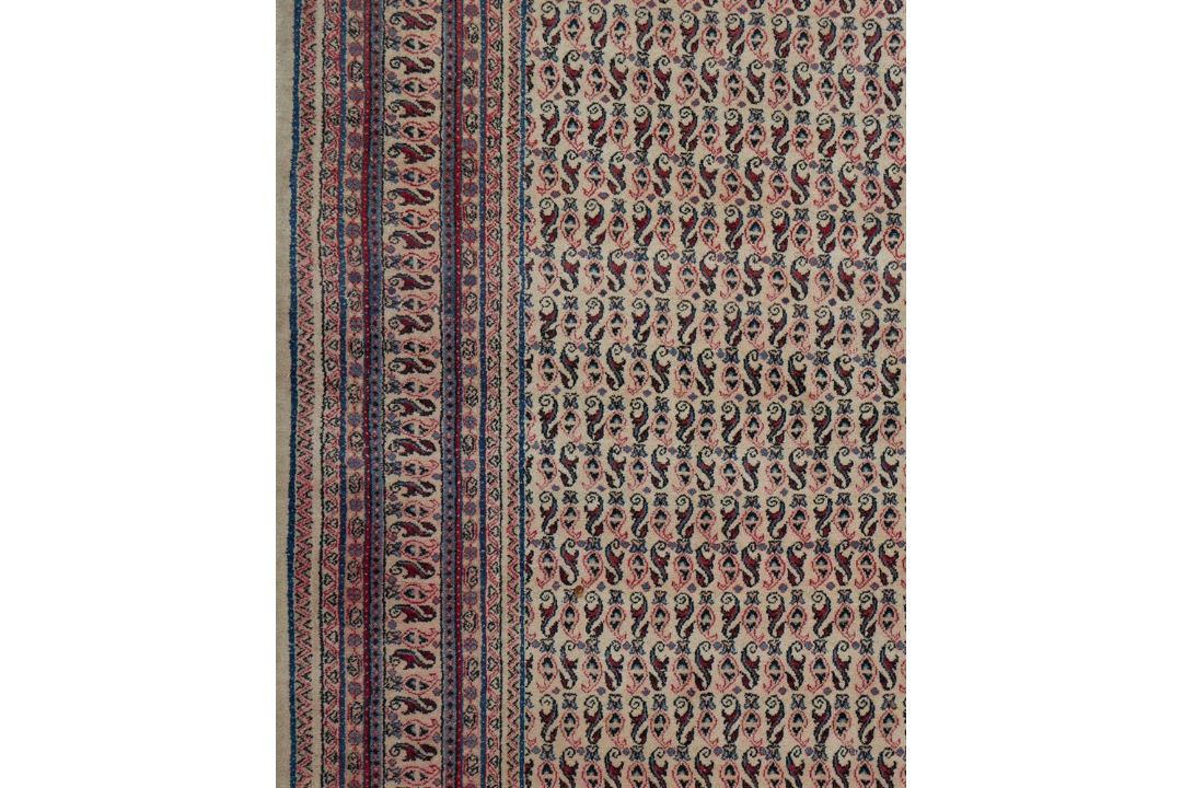 A SAROUK CARPET - Image 2 of 3