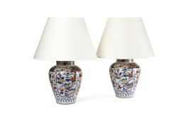 A PAIR OF IMARI VASE TABLE LAMPS, IN 19TH CENTURY STYLE