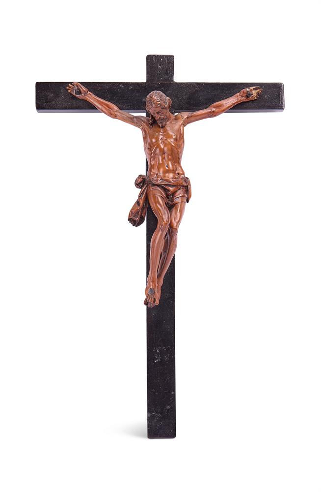 A BOXWOOD CRISTO MORTO, ITALIAN, 17TH CENTURY