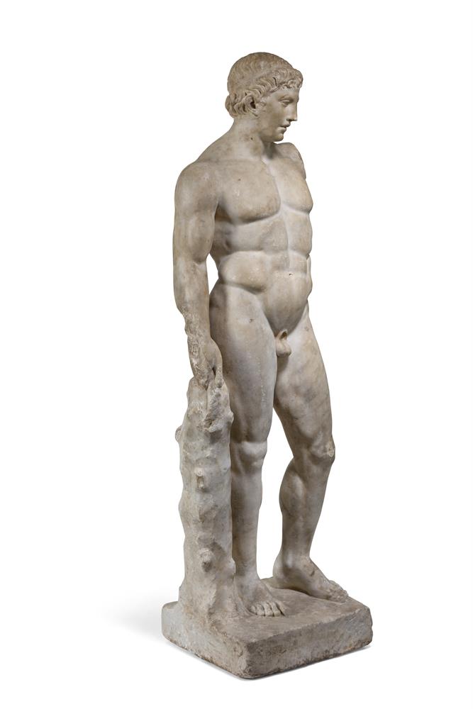AFTER THE ANTIQUE- A WHITE MARBLE FIGURE OF STANDING MALE NUDE, ITALIAN, 18TH CENTURY - Image 2 of 7