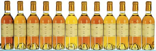 2003 Chateau d'Yquem Premier Cru Superieur, Sauternes (Halves)