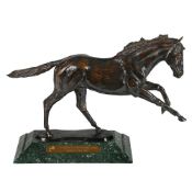 λ O C BORNE (MODERN), AN EQUESTRIAN BRONZE OF A RACEHORSE, LATE 20TH CENTURY