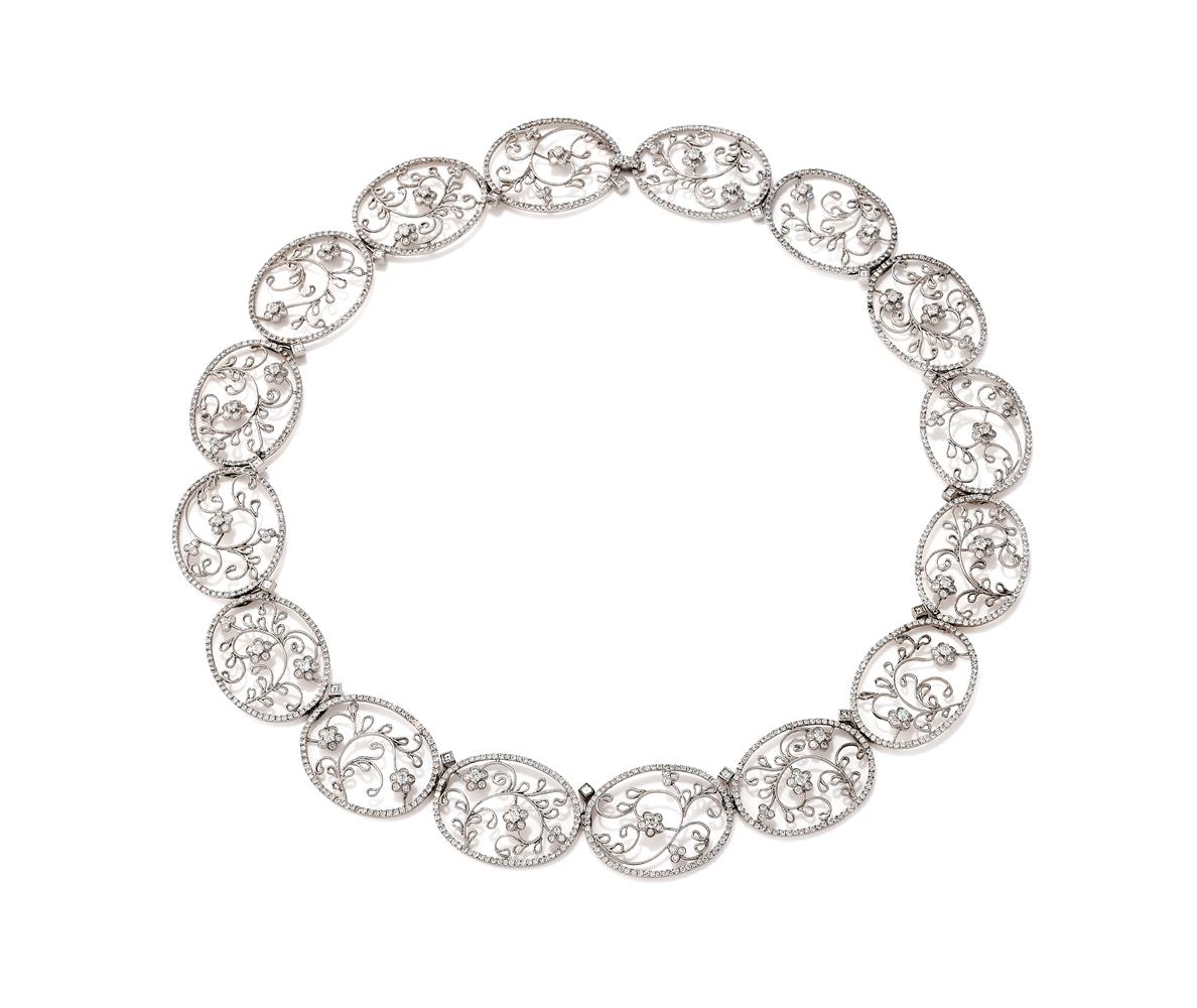 FRED LEIGHTON, A DIAMOND NECKLACE