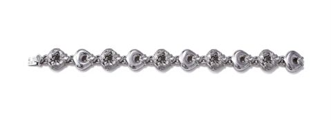 CARRERA Y CARRERA, A DIAMOND SET PANTHER BRACELET