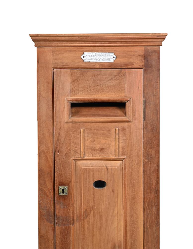 A LARGE MAHOGANY DOMESTIC POST BOX, 20TH CENTURY - Image 3 of 4