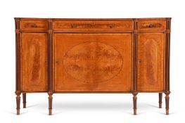 Y A REGENCY SATINWOOD AND ROSEWOOD SIDE CABINET, CIRCA 1820