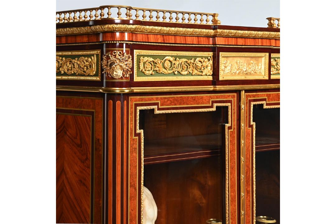 Y A TULIPWOOD, AMBOYNA, FRUITWOOD AND ORMOLU MOUNTED DISPLAY CABINET, THE MOUNTS BY HENRI PICARD, - Image 4 of 4