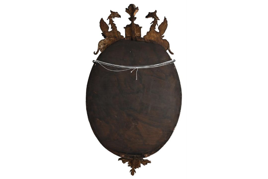 A LARGE GEORGE III CARVED GILTWOOD OVAL MIRROR, AFTER DESIGNS BY ROBERT ADAM, CIRCA 1780 - Image 2 of 2