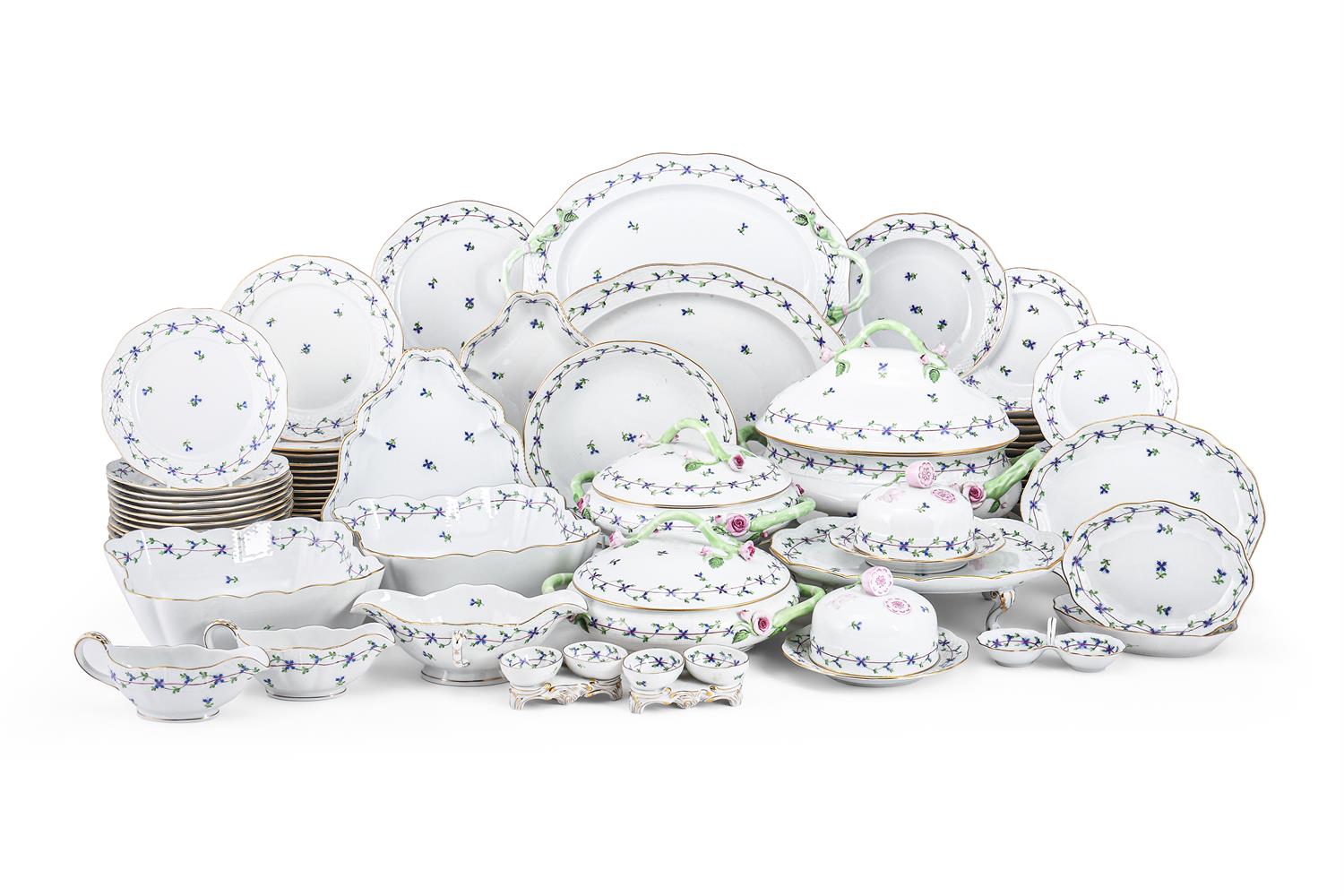 A HEREND 'CORNFLOWER BLUE GARLAND' PART DINNER SERVICE ,CIRCA 1990