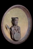 A RARE MADAGASCAN SOUTHERN SAKALAVA PEOPLES PLAQUE, EARLY 20TH CENTURY