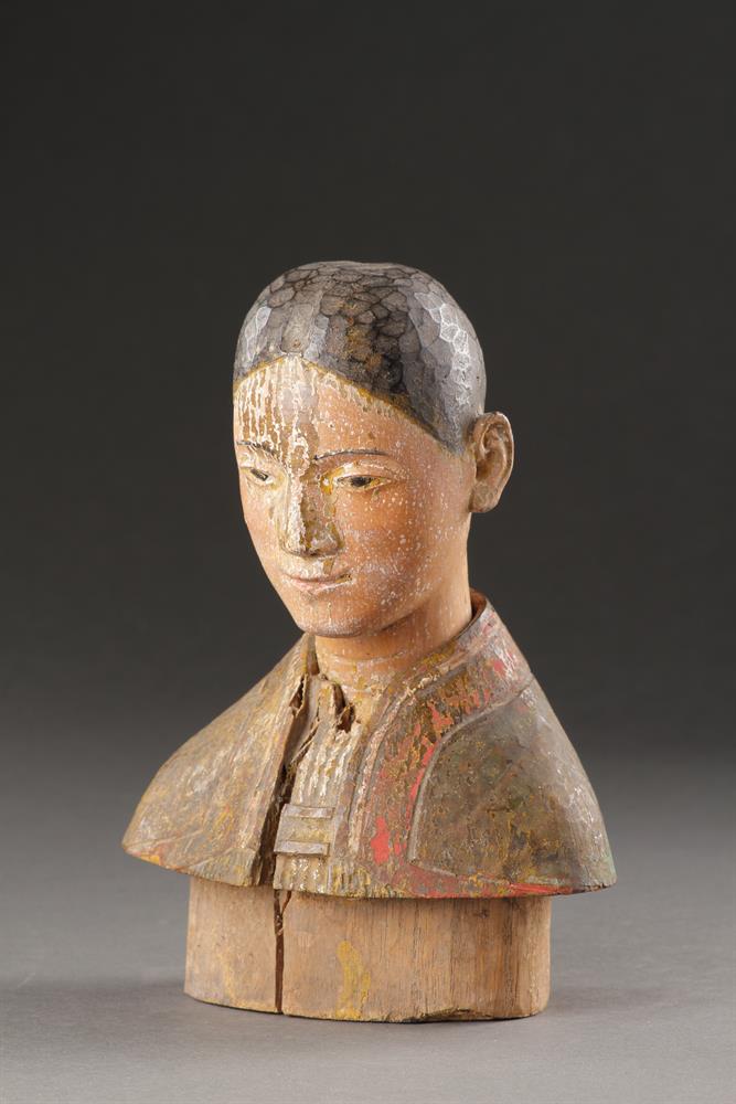 A SERENE CARVED WOOD BUST, BURMA OR NORTHERN VIETNAM - Image 2 of 7