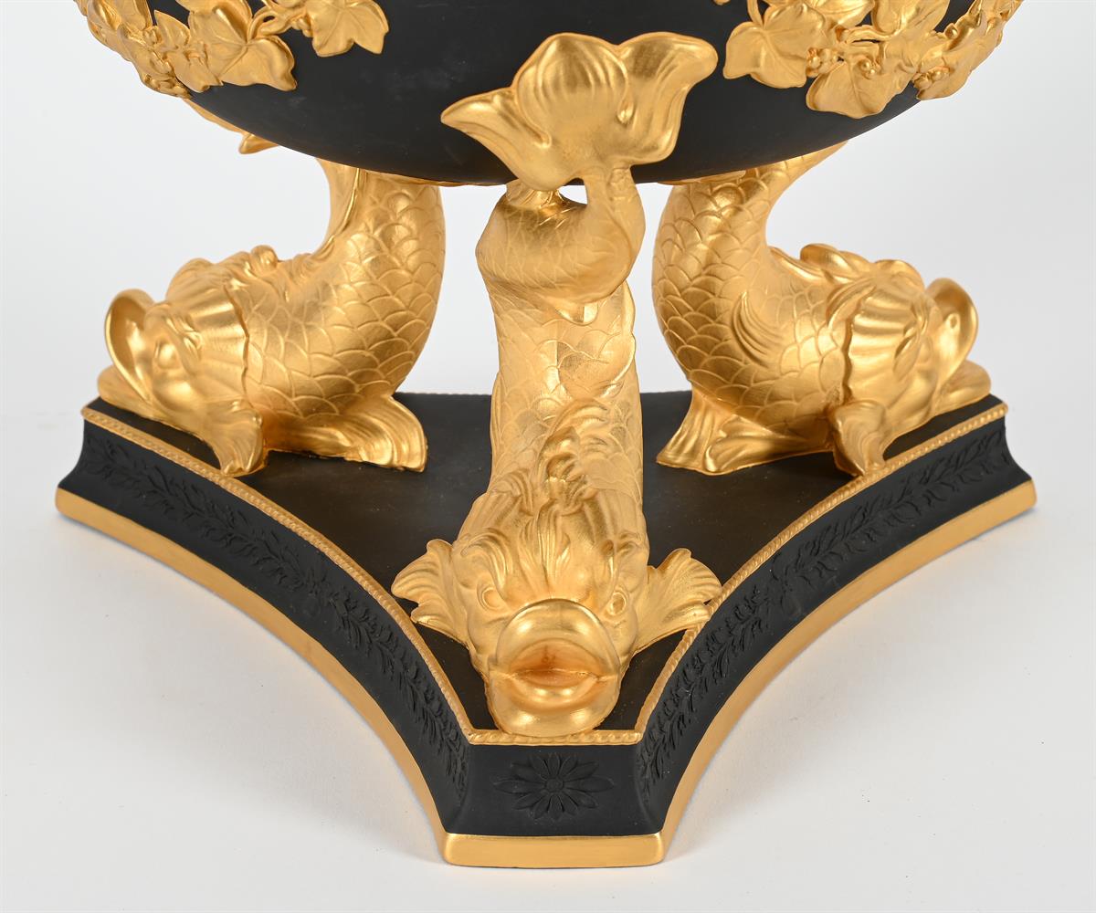 A LIMITED EDITION WEDGWOOD BLACK BASALT AND PARCEL GILT PASTILLE BURNER AND PIERCED COVER - Image 2 of 4