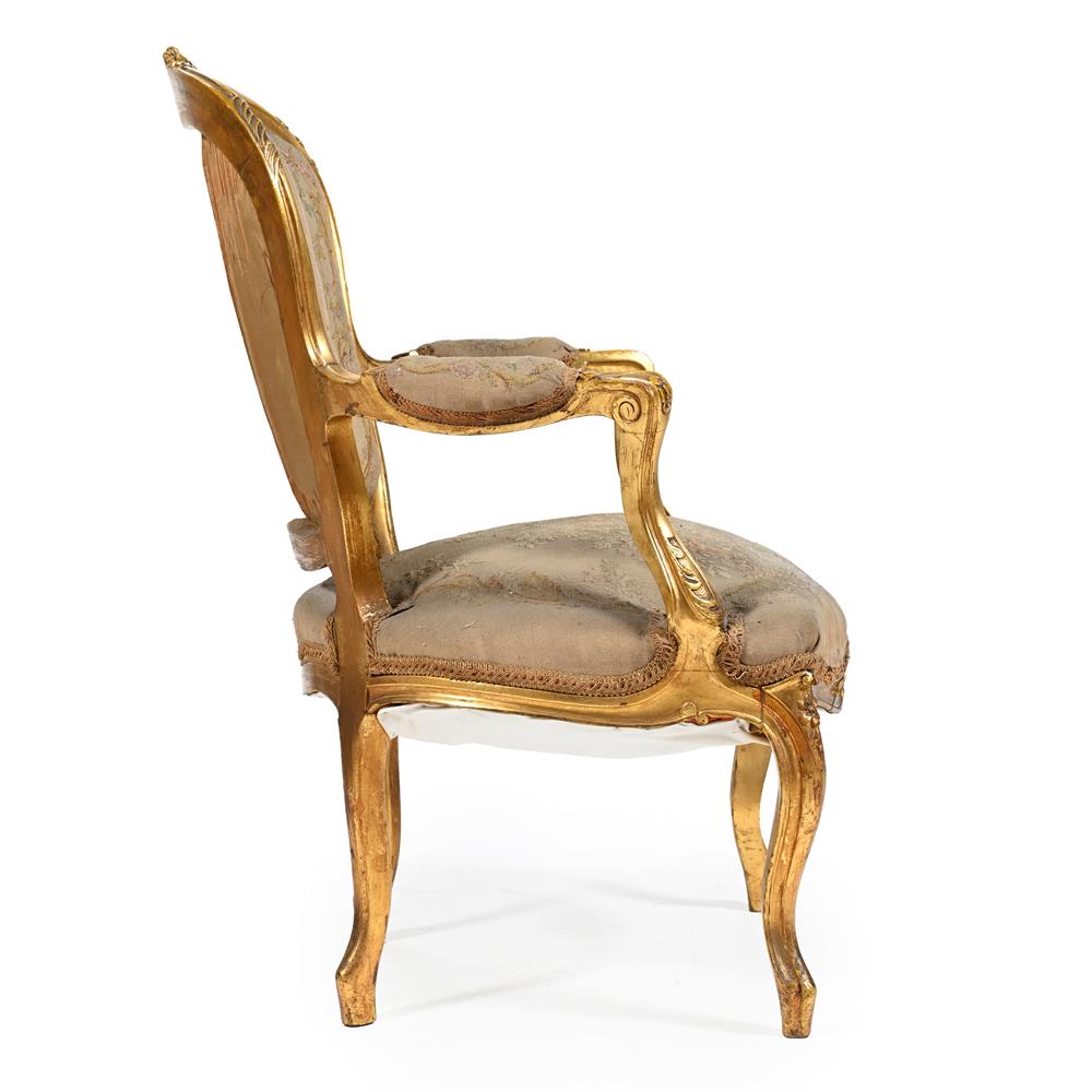 A FRENCH GILTWOOD SALON SUITE IN LOUIS XV STYLE, 19TH CENTURY - Image 4 of 4