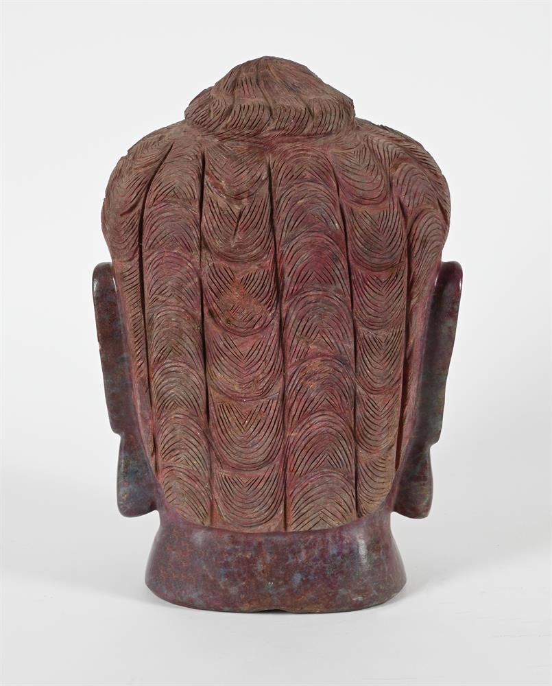 A CHINESE ROSE MARBLE BUDDHA HEAD, 20TH CENTURY - Image 3 of 3