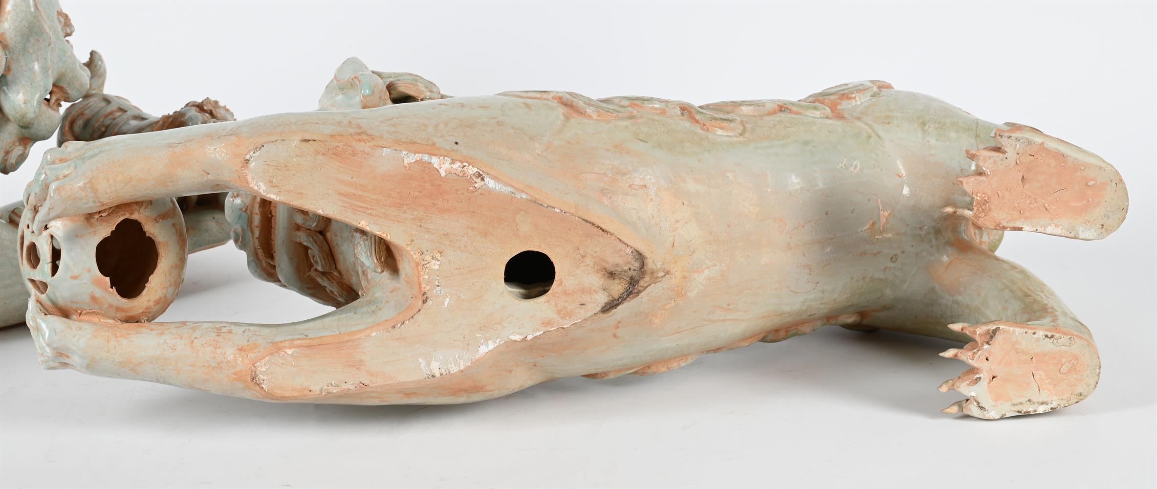 A PAIR OF CHINESE PORCELAIN CELADON GLAZE MODELS OF LIONS WITH A CUB OR A BOCADE BALL20TH CENTURY - Image 5 of 5