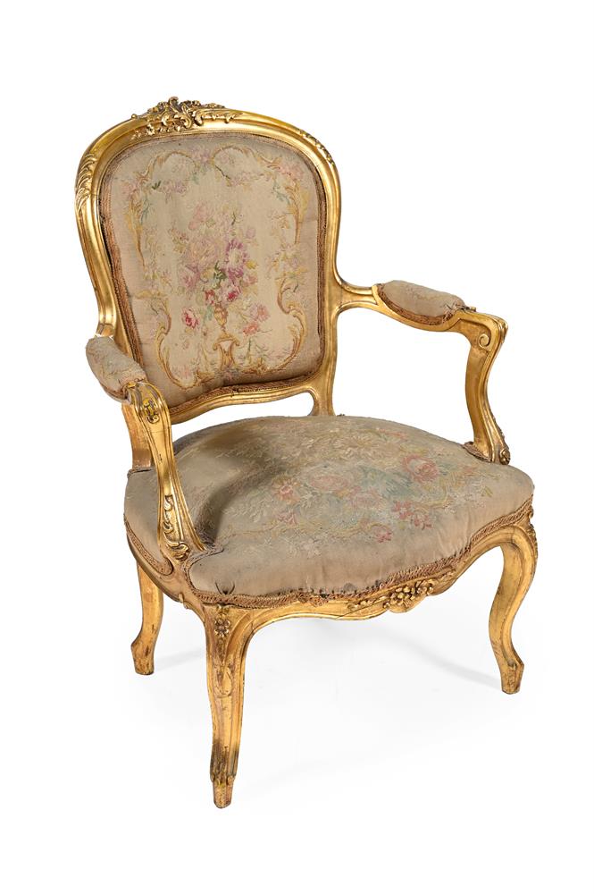 A FRENCH GILTWOOD SALON SUITE IN LOUIS XV STYLE, 19TH CENTURY - Image 3 of 4