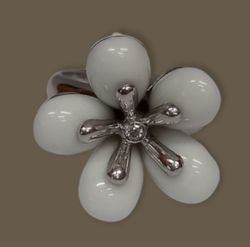 WHITE AGATE SILVER RING