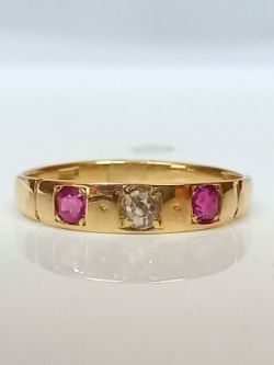 RUBY & DIAMOND RING 18CT YELLOW GOLD