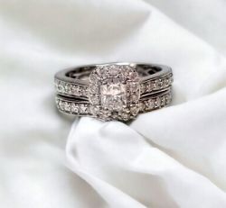 1CT SET/ PLATINUM ASSCHER CUT & ROUND DIAMOND ENGAGEMENT RING & WEDDING BAND
